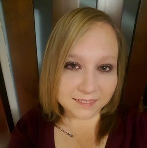 Meet your Posher, Kandis